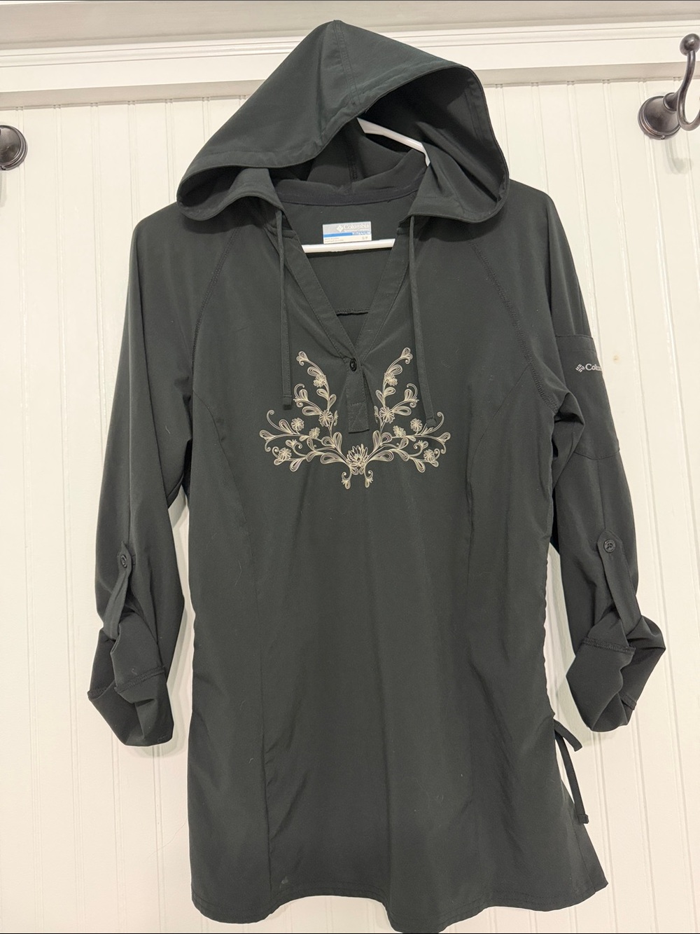 Columbia S Titanium Black Hooded Ruched Sides RollUp Slv Floral Design EUC